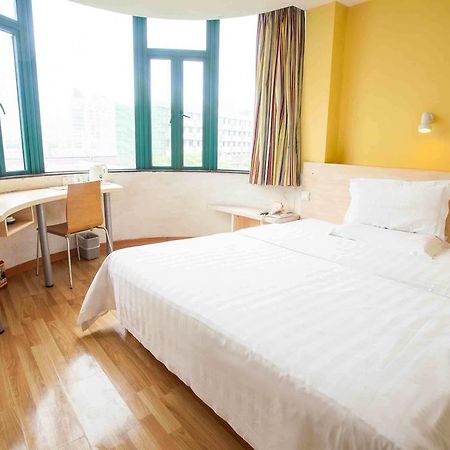 7Days Inn Foshan Dongfang Square Walmart Стая снимка