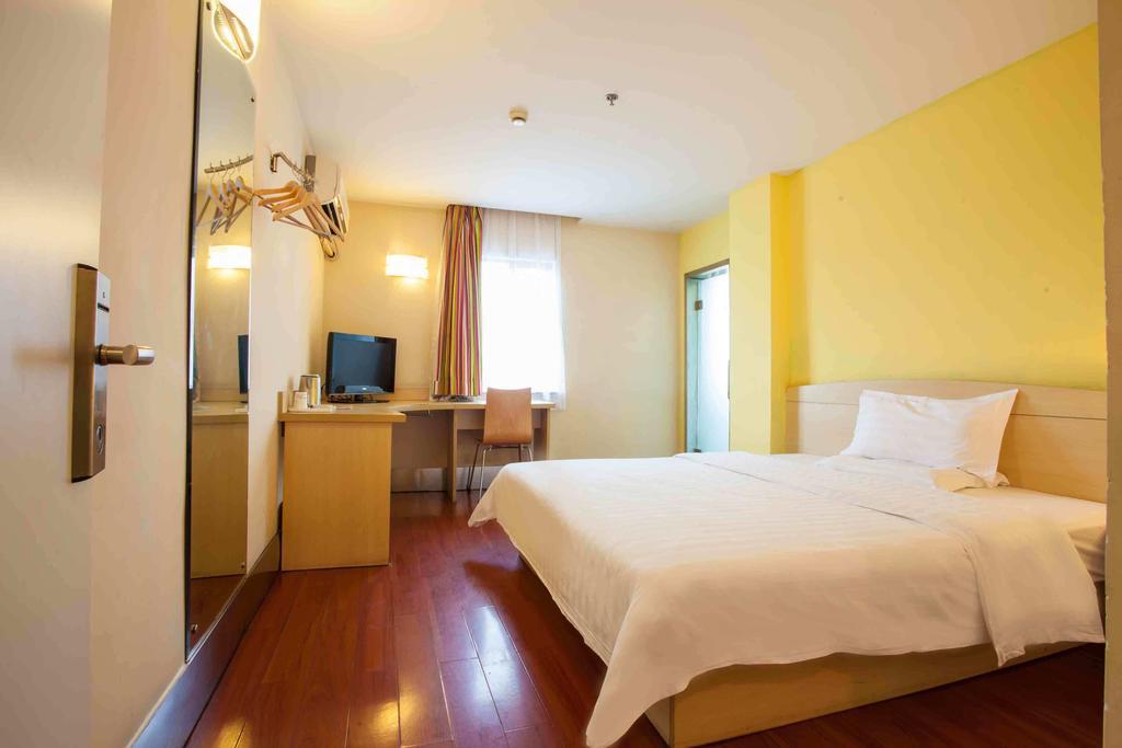 7Days Inn Foshan Dongfang Square Walmart Стая снимка