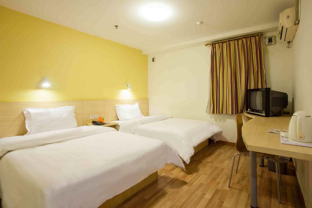 7Days Inn Foshan Dongfang Square Walmart Стая снимка